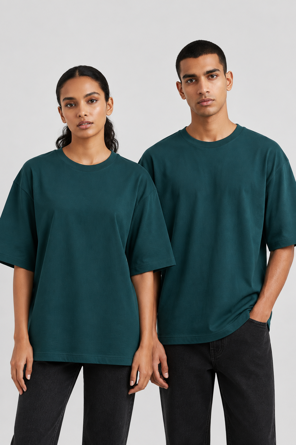 Unisex Oversize Klassisches T-Shirt – Uni