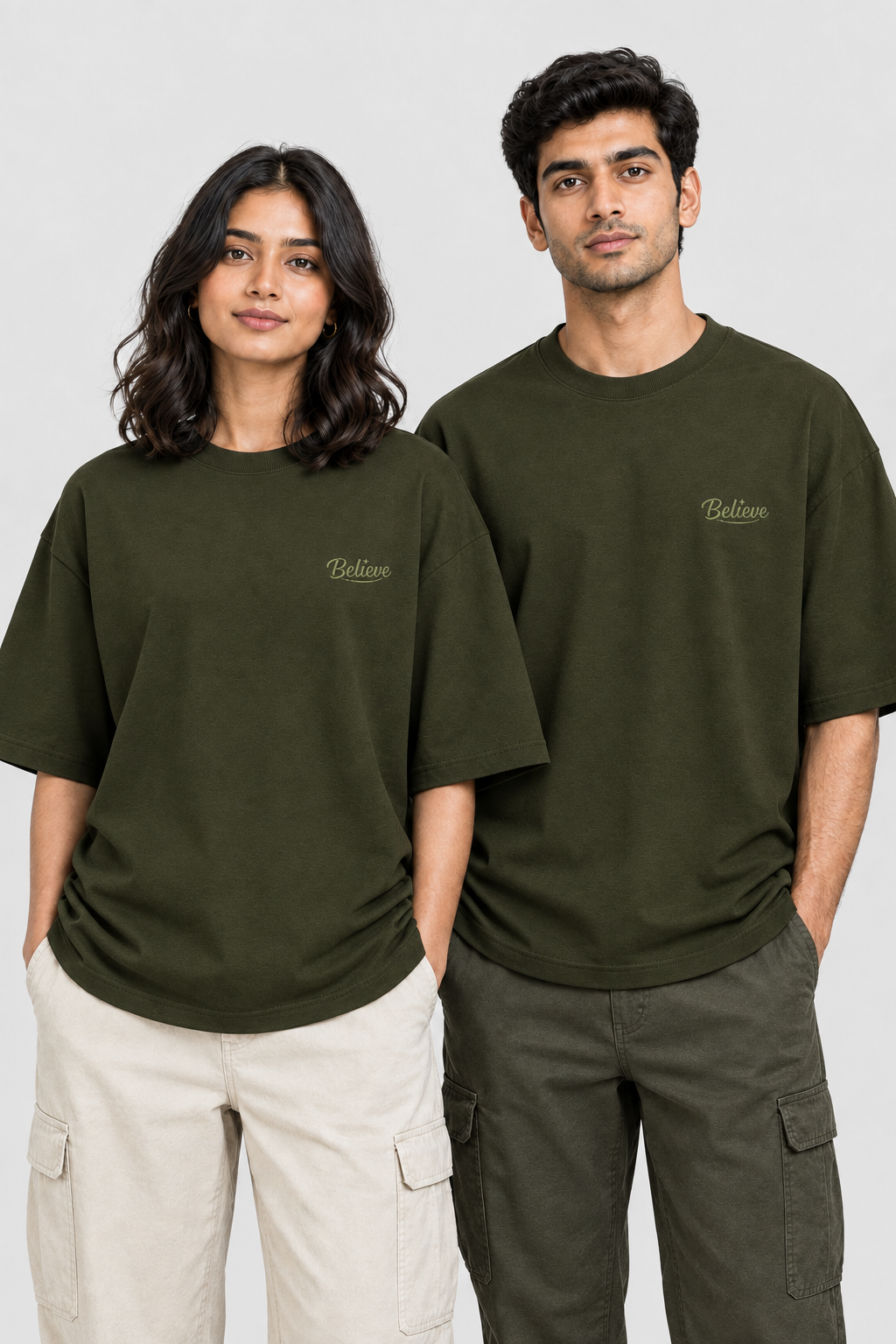 Unisex Oversized Klassisches T-Shirt – Bestickung: Believe