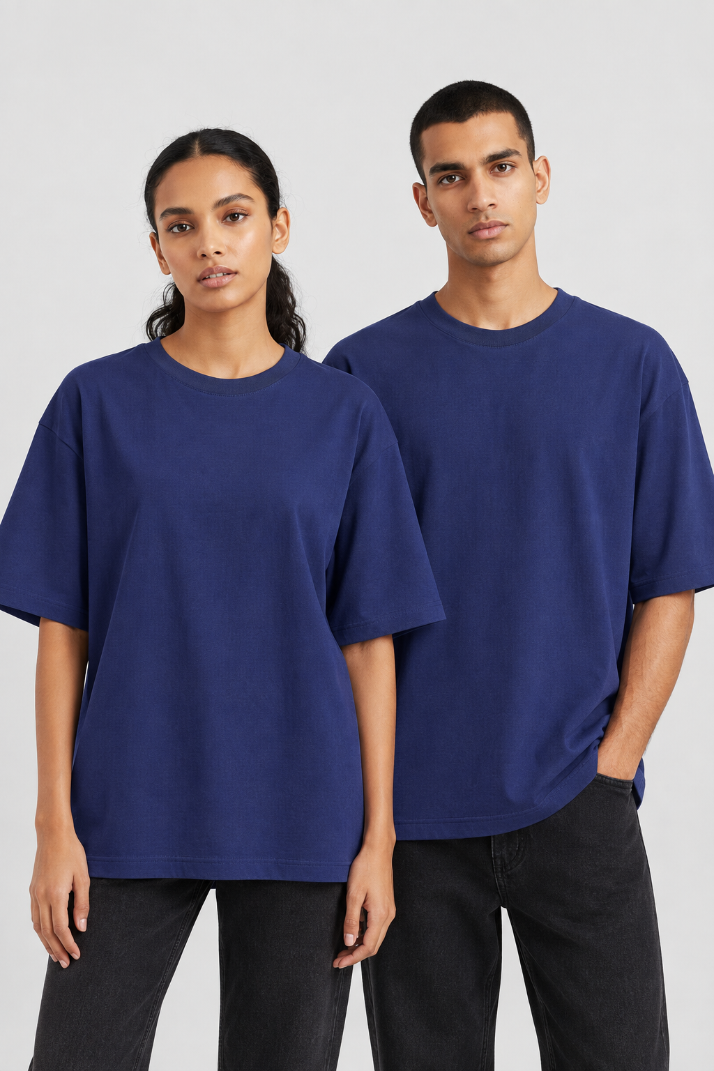 Unisex Oversize Klassisches T-Shirt – Uni
