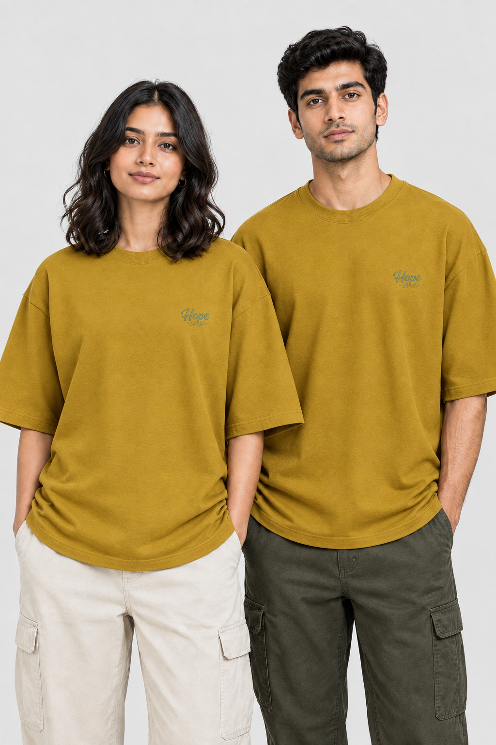 Unisex Oversized Classic T-Shirt – Stickerei: Hope