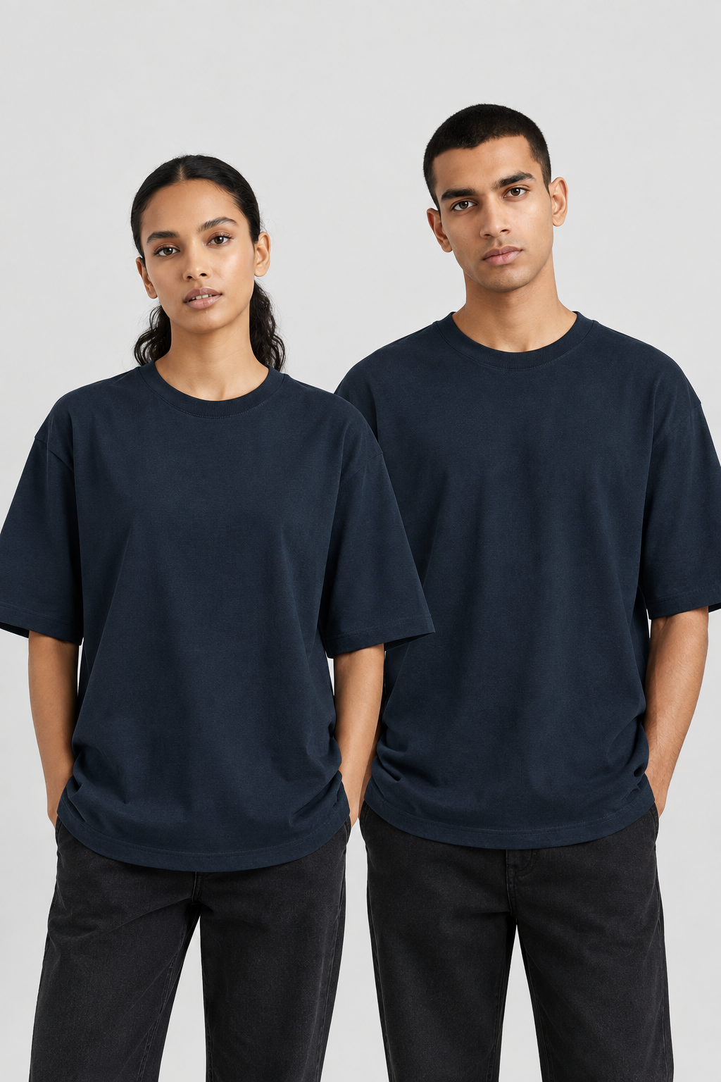 Unisex Oversize Klassisches T-Shirt – Uni