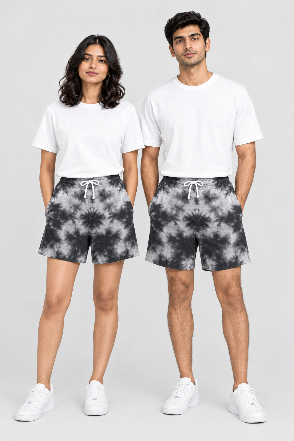 Unisex Batik-Shorts