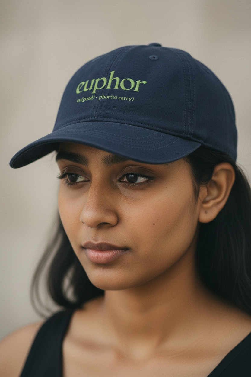 Baseball Cap Signature c_3 - Female Closeup