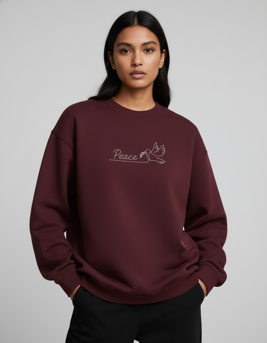 Color variant 1 - Female model - Confident pose