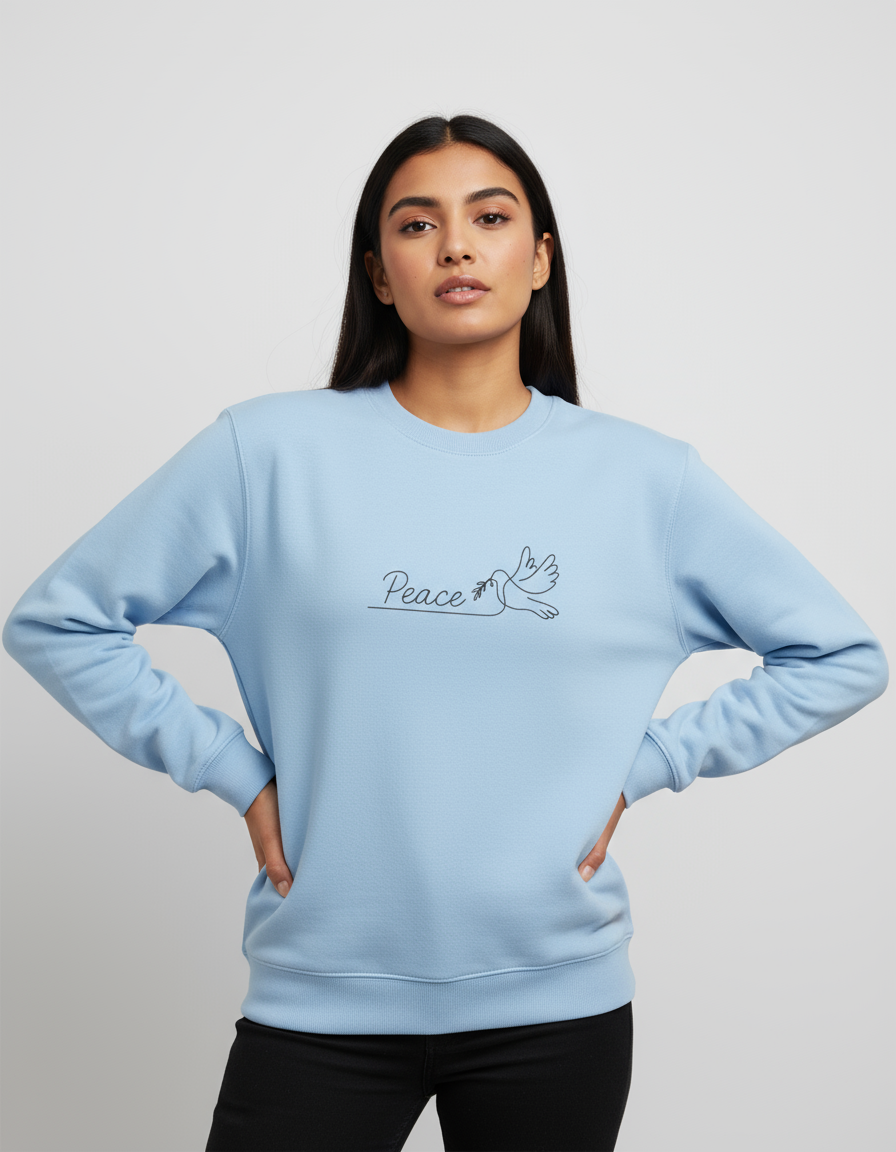 Color variant 1 - Female model - Confident pose