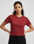 Color variant 1 - Female model - Confident pose