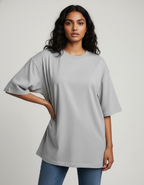 Color variant 2 - Female model - Hand on hip