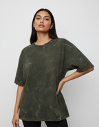 Color variant 2 - Female model - Hand on hip