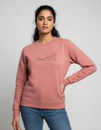 Color variant 2 - Female model - Hand on hip