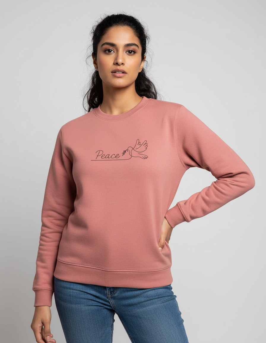 Color variant 2 - Female model - Hand on hip