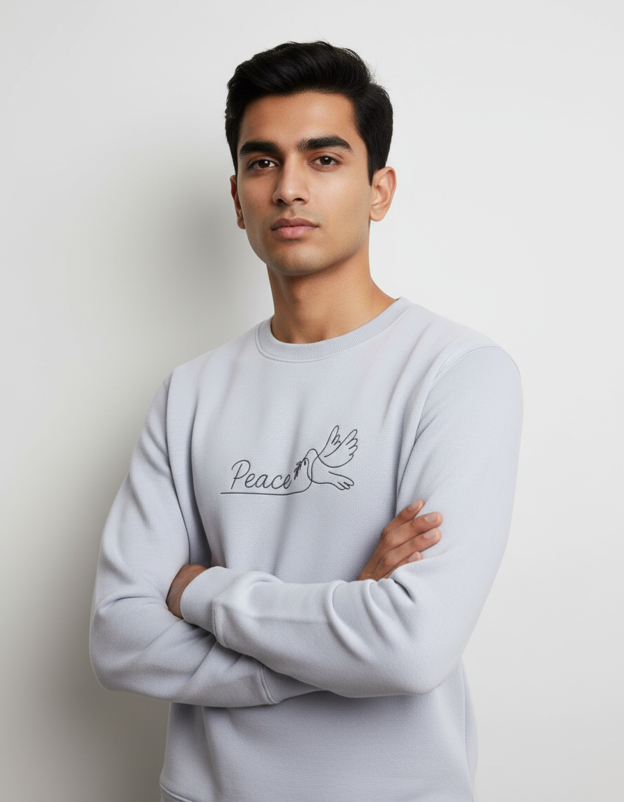 Color variant 3 - Male model - Arms crossed