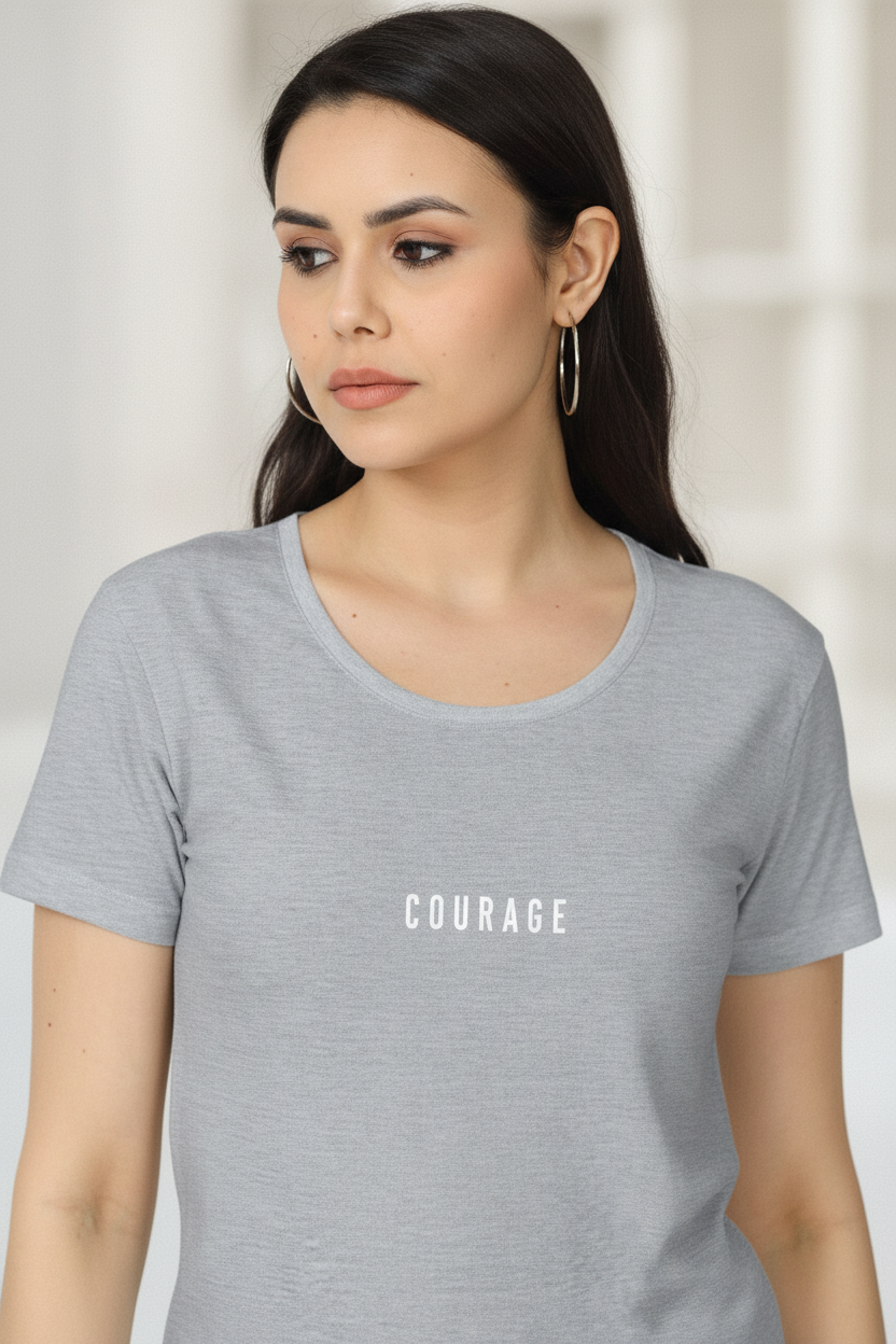 COURAGE Tee c_4 - Female Closeup