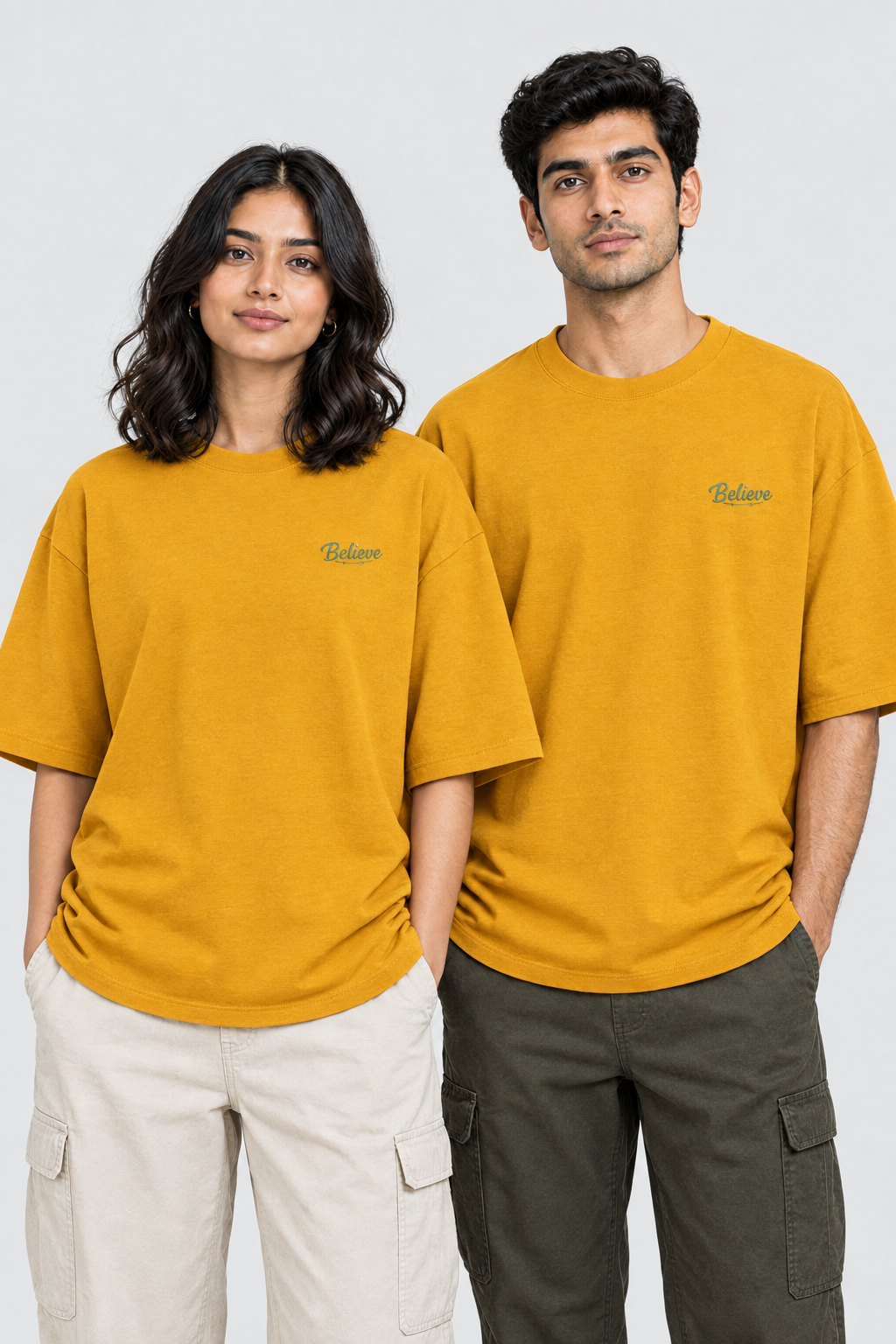 Unisex Oversized Klassisches T-Shirt – Bestickung: Believe