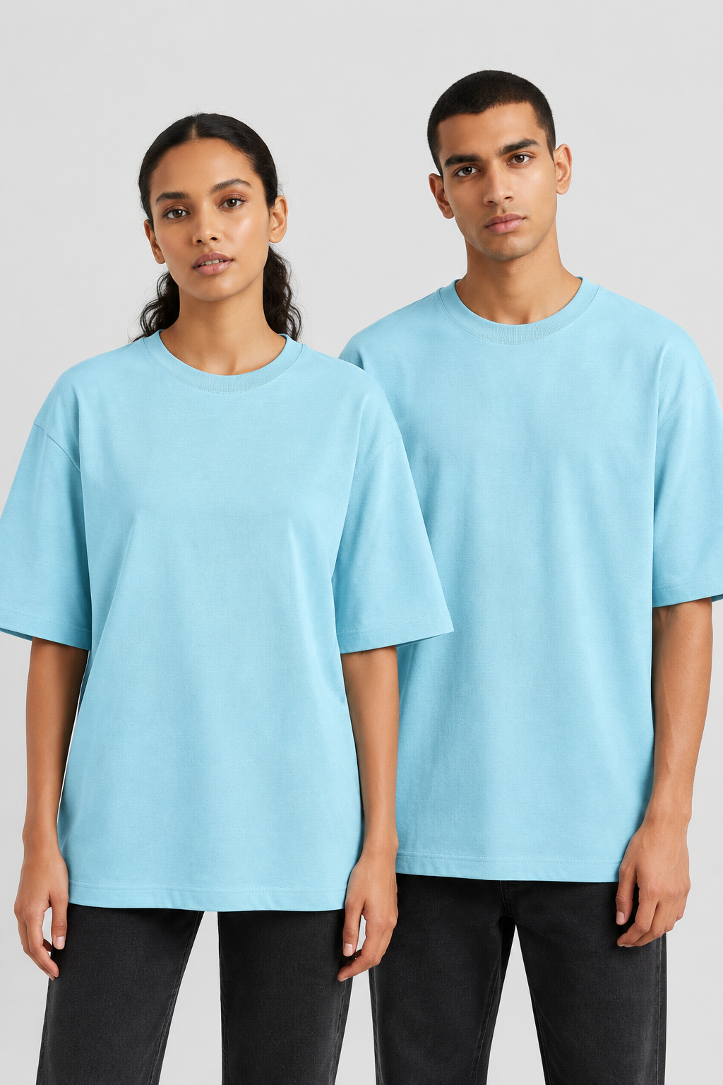 Unisex Oversize Klassisches T-Shirt – Uni